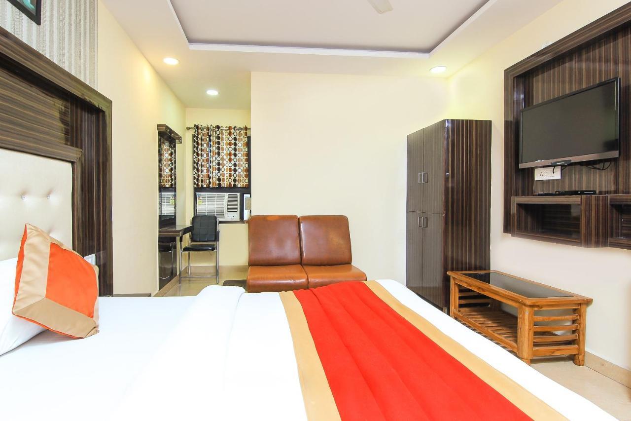 Oyo 8883 Comfort Zone Hotel 3*