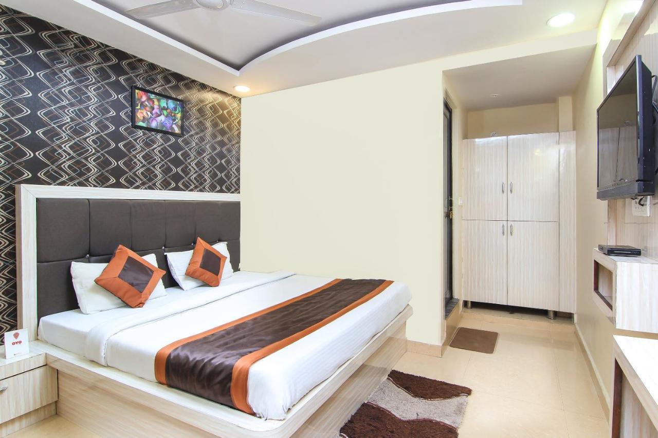Oyo 8883 Comfort Zone Lucknow